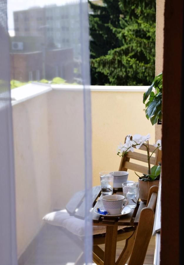Shine Apartman Szentgotthárd Exteriör bild
