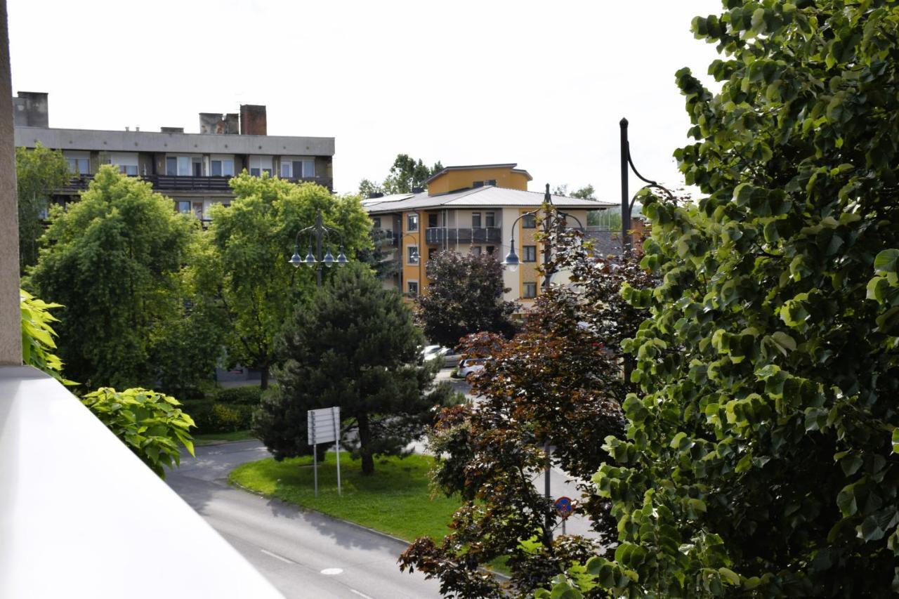 Shine Apartman Szentgotthárd Exteriör bild