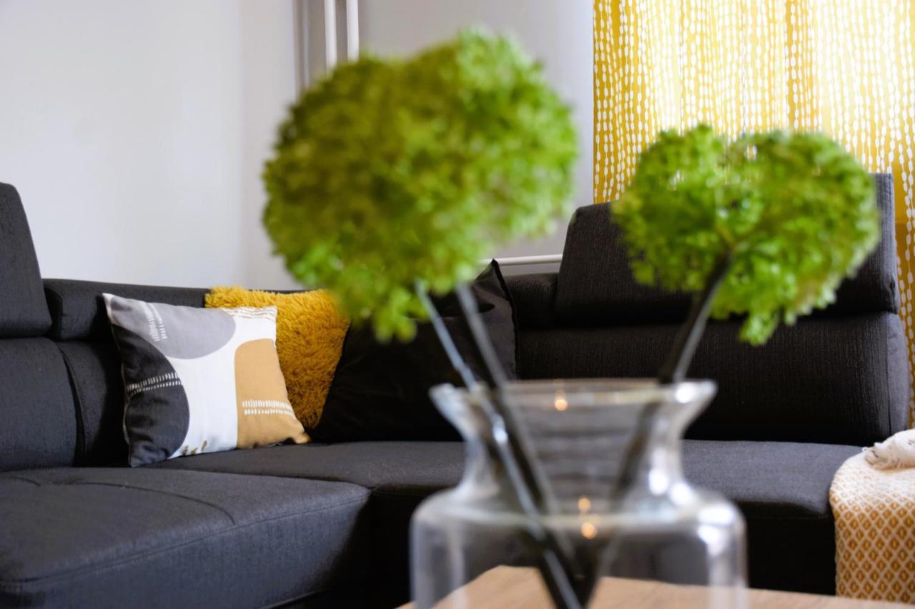 Shine Apartman Szentgotthárd Exteriör bild