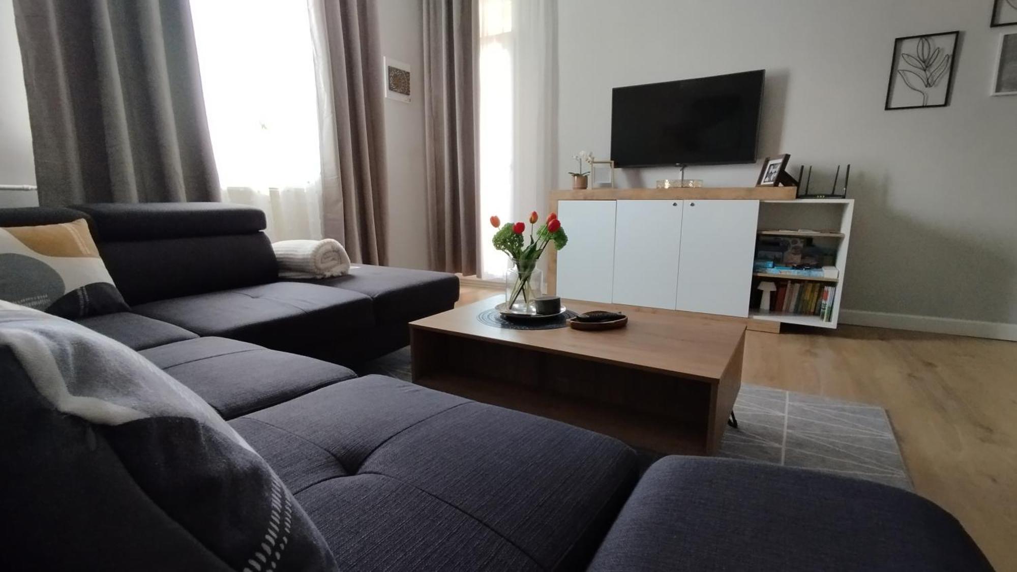 Shine Apartman Szentgotthárd Exteriör bild